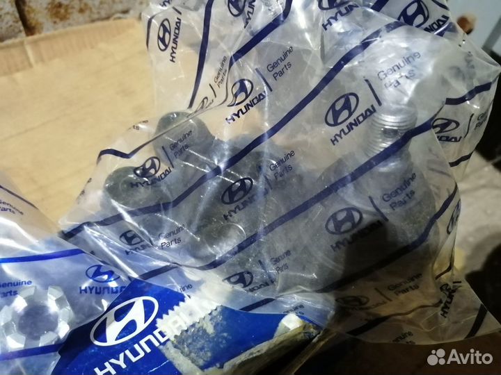 Шаровая опора нижняя Старекс до 2006 года Оригинал