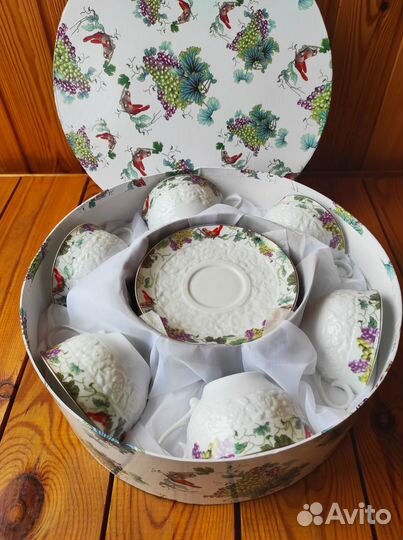 Продам сервиз чайный