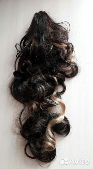 Хвост шиньон на крабе