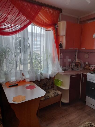 3-к. квартира, 58 м², 2/5 эт.