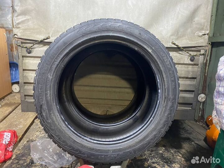 Nokian Tyres Hakkapeliitta 7 215/50 R17 95T