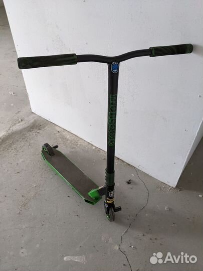 Трюковой самокат