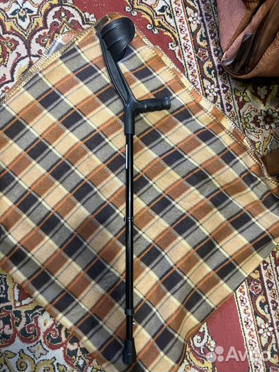 Костыль под локоть новый