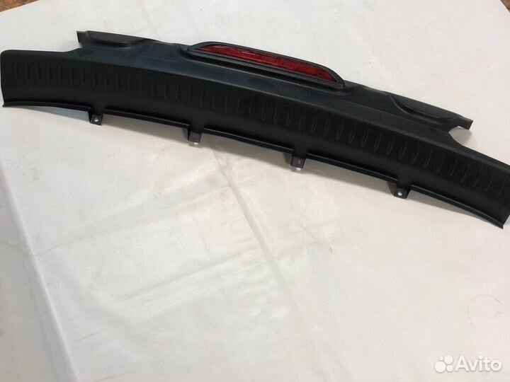 Накладка на бампер лада Ларгус с подсветкой