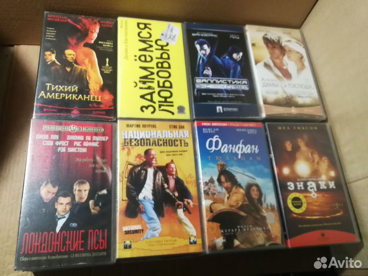 50 видеокассет VHS лицензия в пластиковых боксах