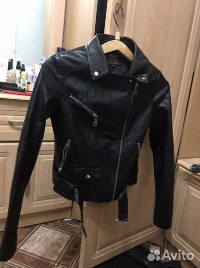 Женская весенняя куртка