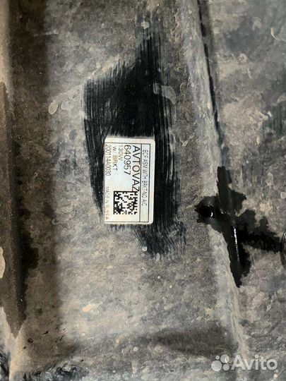 Вентилятор охлаждения двигателя Лада Гранта