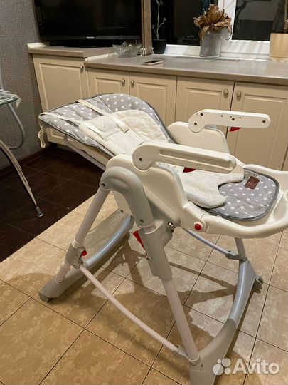 Стул для кормления