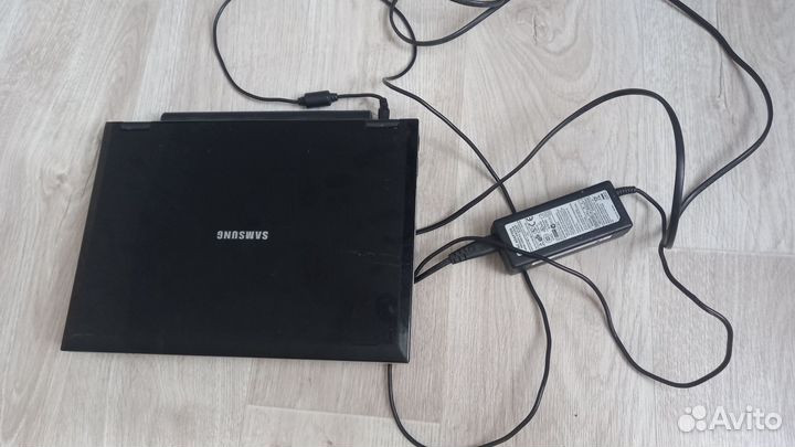 Ноутбук samsung Q35