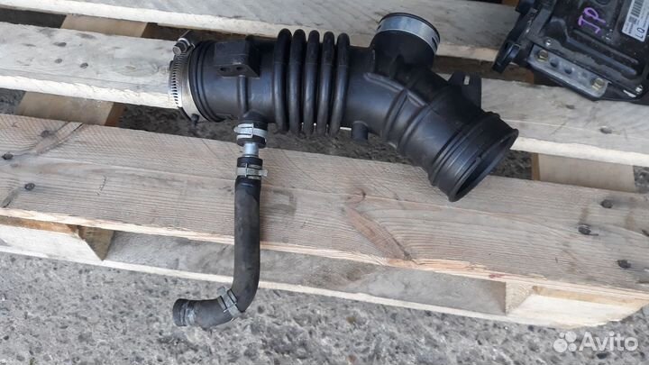 Гофра воздушного фильтра nissan sunny b15