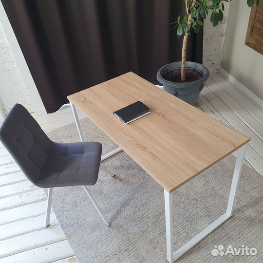 Компьютерный стол Лофт Дуб 120*60 см. Белые ножки