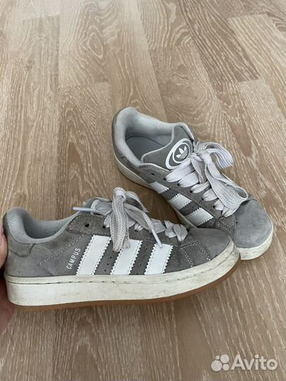 Кроссовки adidas campus