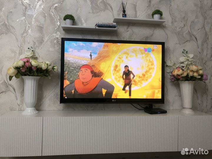 Плазменный телевизор LG
