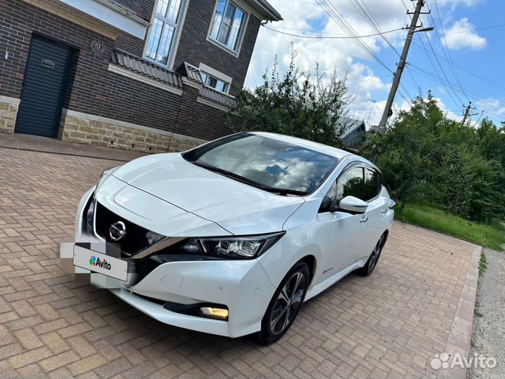 Nissan Leaf AT, 2018, 65 000 км