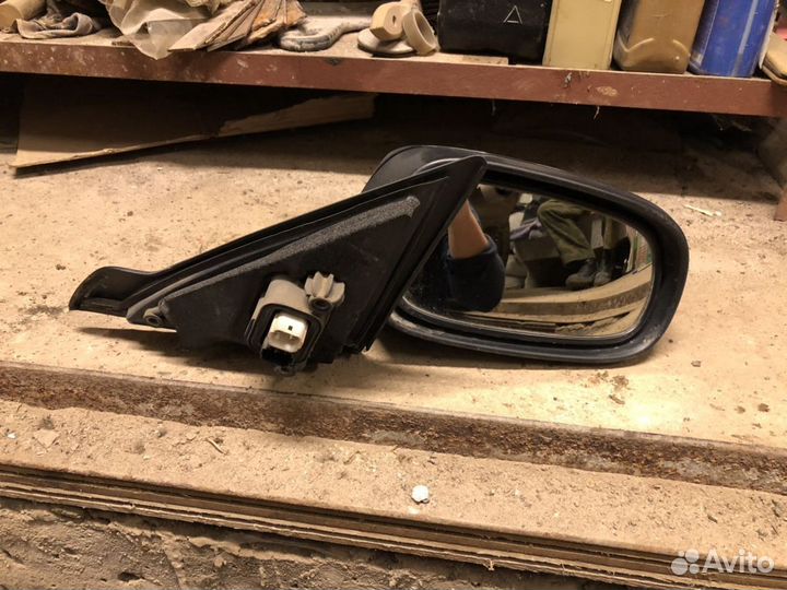 Зеркало заднего вида правое Cadillac BLS 2006-2010