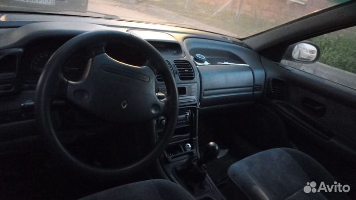 Renault Laguna 2.0 МТ, 1997, 250 000 км