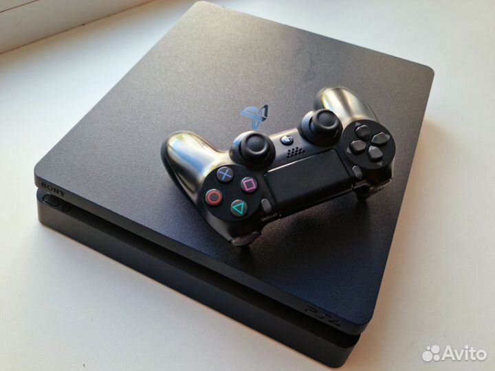 Sony PS4 slim