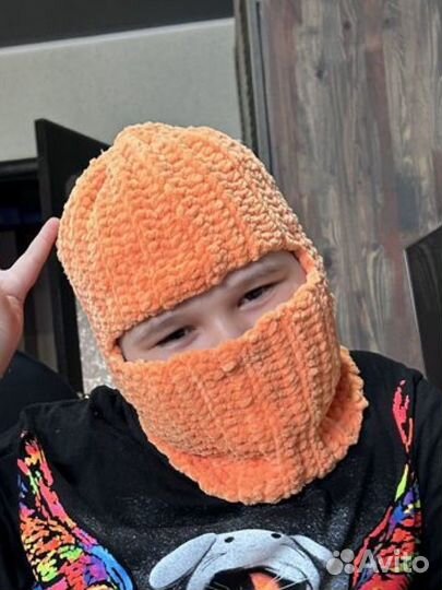 Вязанная балаклава