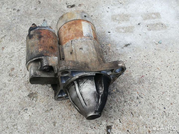 Стартер Мазда Демио 1