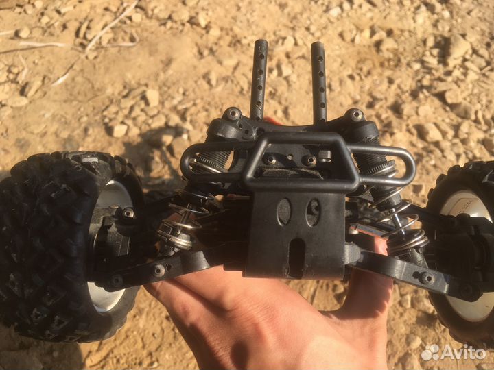 Радиоуправляемая модель 4WD