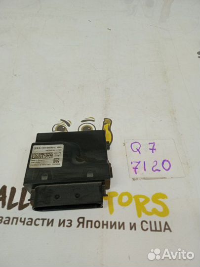 Блок управления топливного насоса Audi Q7 4M crec