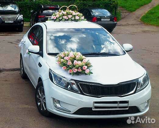 Свадебное украшение на машину