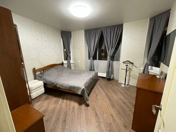 2-к. квартира, 57,5 м², 12/17 эт.