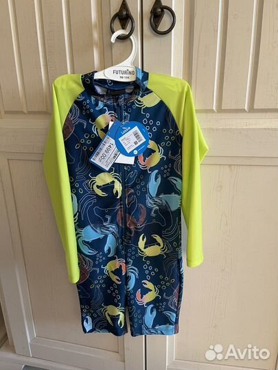 Костюм купальный новый 110 lassie