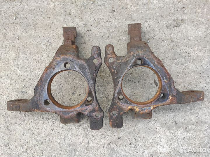 Кулак поворотный на Опель Astra H Astra G Zafira A