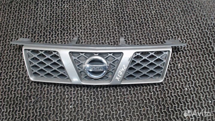 Решетка радиатора Nissan X-Trail (T30), 2004