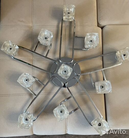 Люстра потолочная на 11 ламп