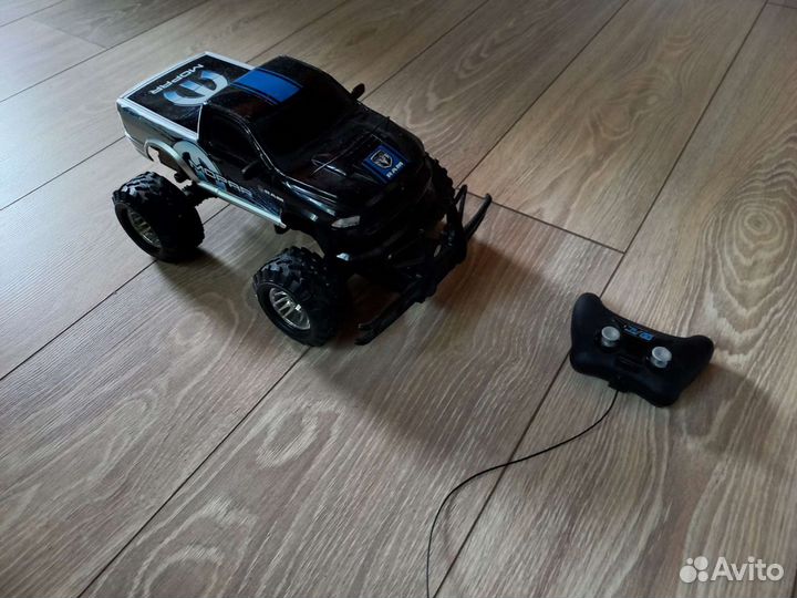 Машина на радиоуправлении Dodge Ram