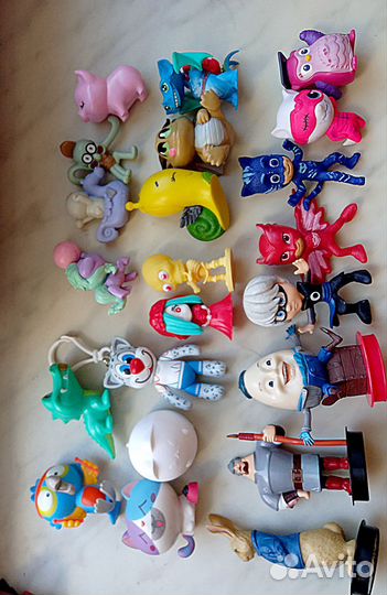Игрушки sweet box, киндер макси и другие