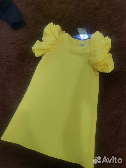Платье для девочки новое размер 38,рост140-146