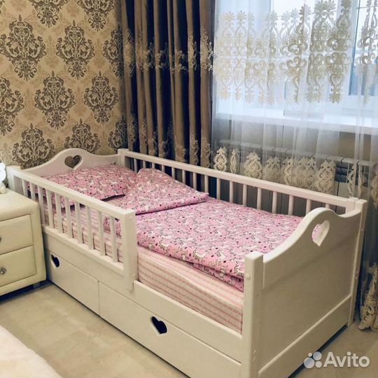 Детская кровать из массива сосны