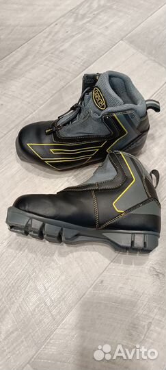 Лыжные ботинки ISG