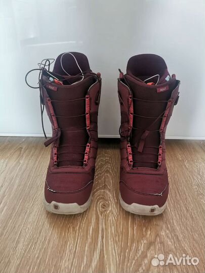 Женские ботинки для сноуборда Burton Mint