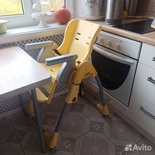 Стульчик для кормления