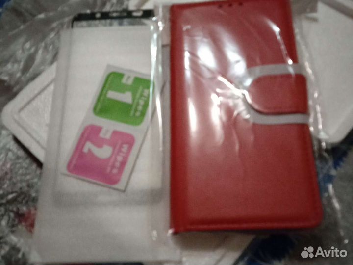 Чехол-книжка с защит стеклом, новые, Honor9S