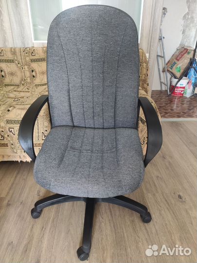 Компьютерное кресло новое ткань