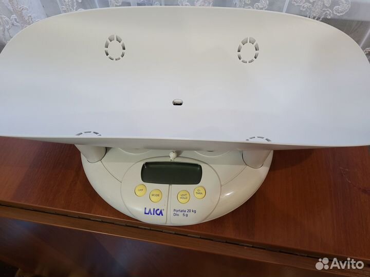 Весы для новорожденных laica