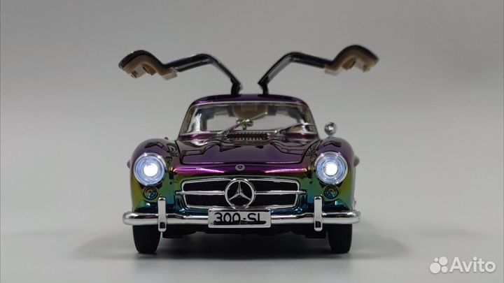 Металлическая модель авто Mercedes Benz 300 SL