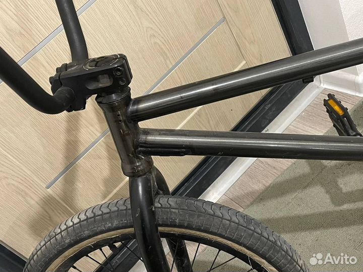 Трюковой велосипед BMX