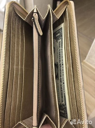 Кошелек Michael Kors