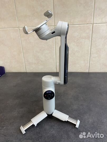 Стабилизатор insta 360 flow