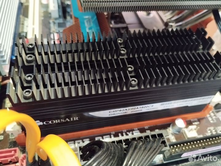 DDR3 Corsair Dominator 4Gb(2x2Gb) 1600MHz