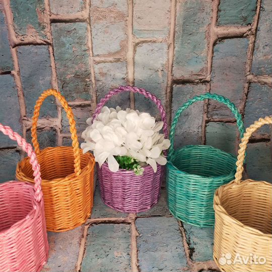 Корзина плетеная для подарков