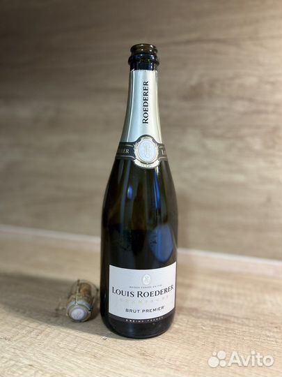 Бутылка из под шампанского Louis Roederer