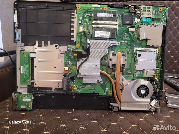 Sony vaio PCG-8z2p