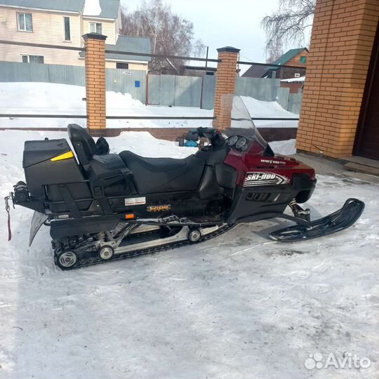 Продаю снегоход брп